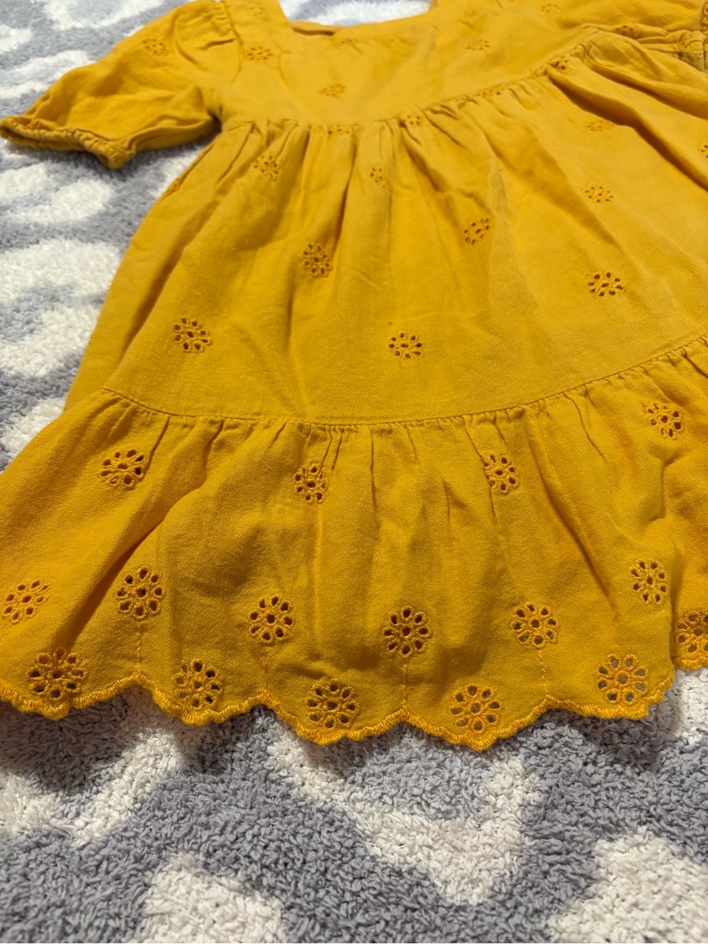Cat & Jack Mustard Yellow Eyelet Cotton Short Sleeve Boho Dress 3T - Picture 4 of 7